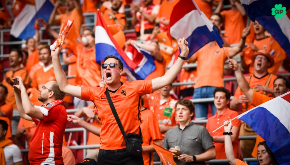 Netherlands fan